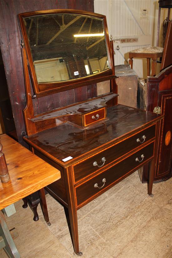 Edwardian inlaid mahogany  dressing table